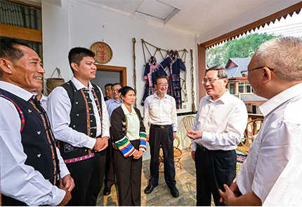 李強(qiáng)在廣西、云南調(diào)研